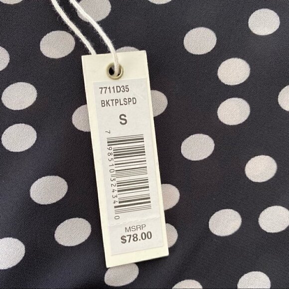 Max Studio top with cold shoulder and bows in a polka dot print - Picture 8 of 11